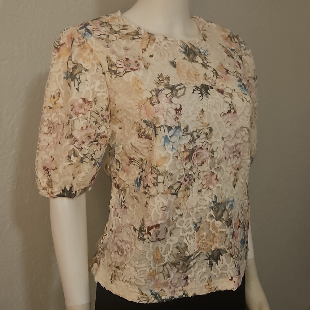 NANETTE LEPORE Romantic Floral Lace Puff Short Sleeve Coquette Top - Picture 3 of 9